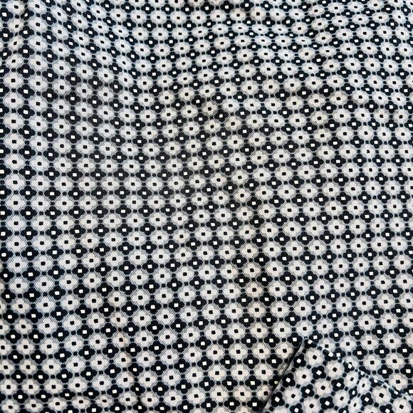 Ann Taylor Women's Capri Pants Size 10 Purple Navy Blue Printed Cotton Blend - Picture 3 of 4